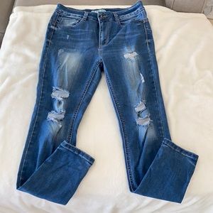 Juniors Distressed Skinny Jeans